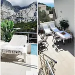 Holiday Home ヴィラ