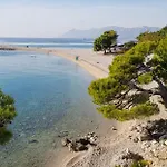 Holiday Home ヴィラ