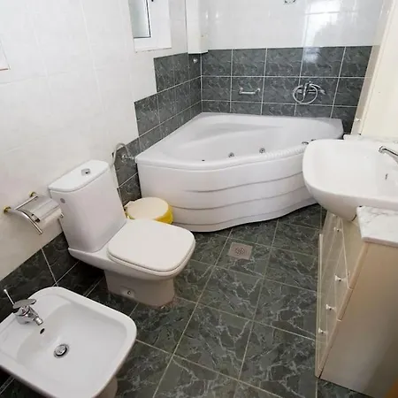 Holiday Home فيلة ماكارسكا