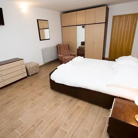 Willa Holiday Home Makarska