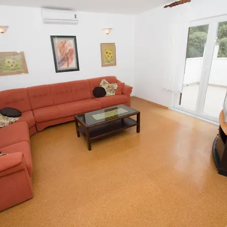 Willa Holiday Home Makarska